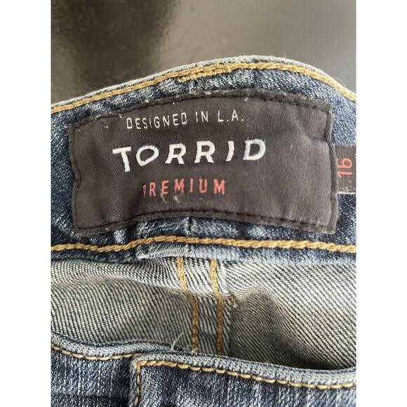 Torrid Ultra Skinny Jeans Distressed Cut Off Frayed Stretch - Picture 13 of 13